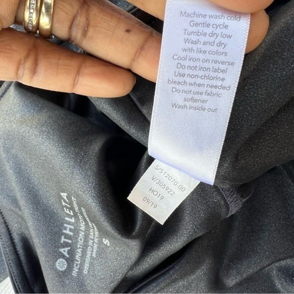 Athleta Inclination Moto tight Women’s Size Small Black‎ Metallic Pullon Style - Picture 4 of 17